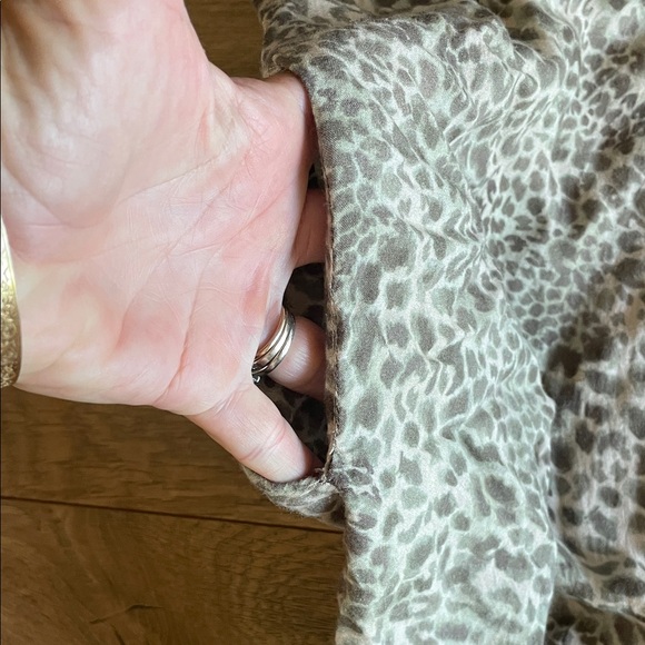 Gillia Gray Animal Print Top - Picture 5 of 9